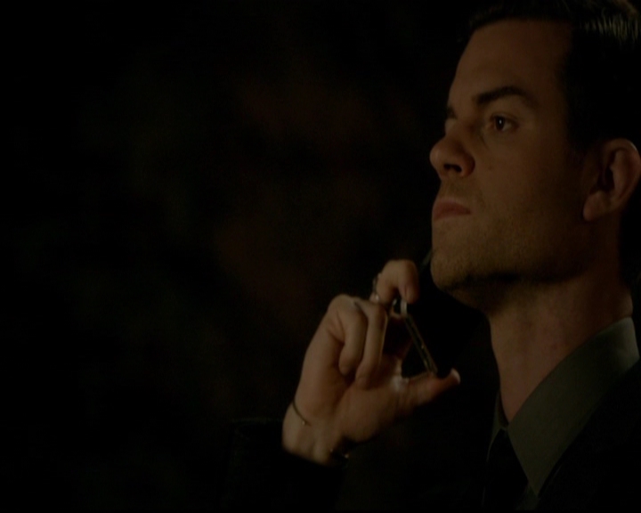 VampireDiariesWorld-dot-nl_TheOriginals_3x16AloneWithEverybody2208.jpg