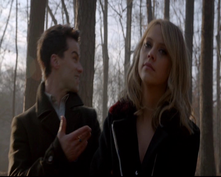 VampireDiariesWorld-dot-nl_TheOriginals_3x17BehindTheBlackHorizon0028.jpg