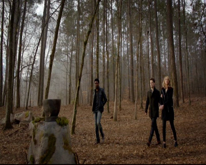 VampireDiariesWorld-dot-nl_TheOriginals_3x17BehindTheBlackHorizon0044.jpg