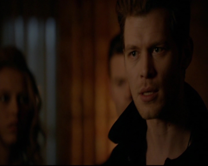 VampireDiariesWorld-dot-nl_TheOriginals_3x17BehindTheBlackHorizon2203.jpg