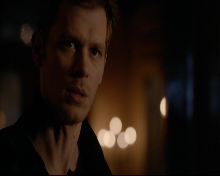 VampireDiariesWorld-dot-nl_TheOriginals_3x17BehindTheBlackHorizon2217.jpg