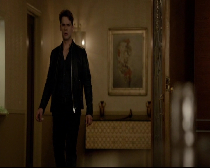 VampireDiariesWorld-dot-nl_TheOriginals_3x18TheDevilComesHereAndSighs2063.jpg