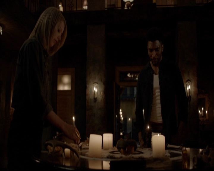 VampireDiariesWorld-dot-nl_TheOriginals_3x19NoMoreHeartbreaks2133.jpg