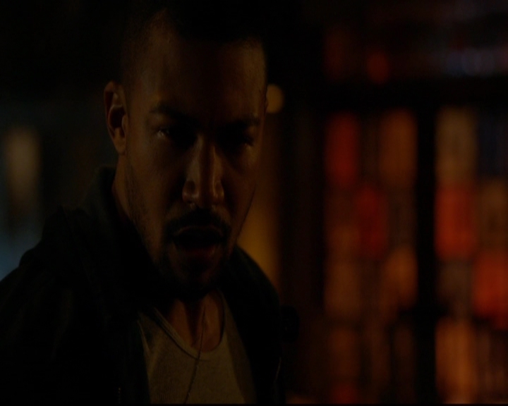 VampireDiariesWorld-dot-nl_TheOriginals_3x20WhereNothingStaysBuried0091.jpg