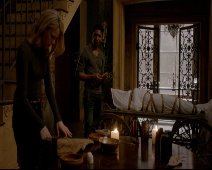 VampireDiariesWorld-dot-nl_TheOriginals_3x20WhereNothingStaysBuried0181.jpg