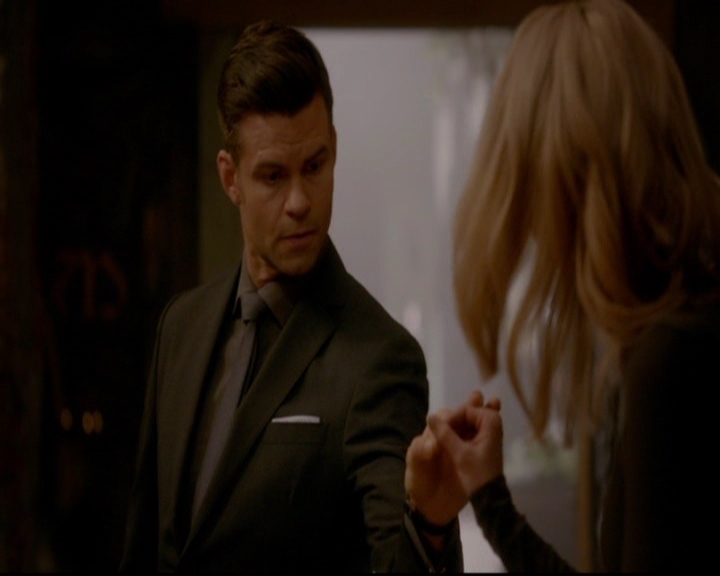 VampireDiariesWorld-dot-nl_TheOriginals_3x20WhereNothingStaysBuried0229.jpg