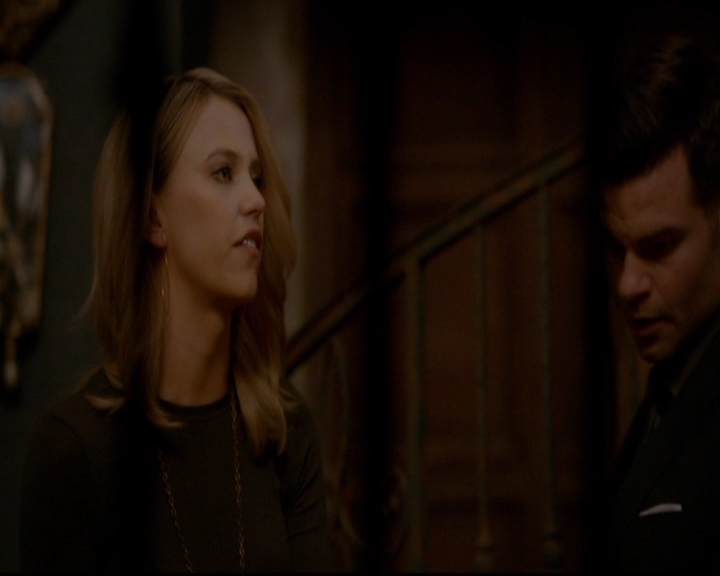 VampireDiariesWorld-dot-nl_TheOriginals_3x20WhereNothingStaysBuried0239.jpg