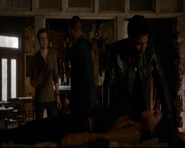 VampireDiariesWorld-dot-nl_TheOriginals_3x20WhereNothingStaysBuried0258.jpg