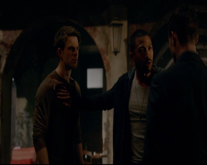 VampireDiariesWorld-dot-nl_TheOriginals_3x20WhereNothingStaysBuried0348.jpg