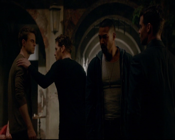 VampireDiariesWorld-dot-nl_TheOriginals_3x20WhereNothingStaysBuried0365.jpg