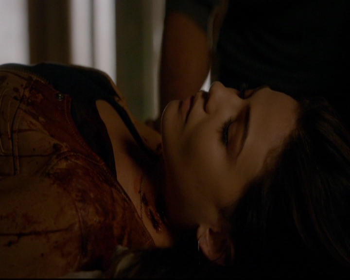 VampireDiariesWorld-dot-nl_TheOriginals_3x20WhereNothingStaysBuried0382.jpg