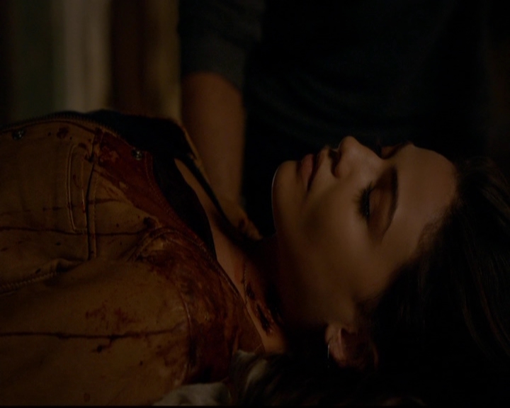 VampireDiariesWorld-dot-nl_TheOriginals_3x20WhereNothingStaysBuried0413.jpg