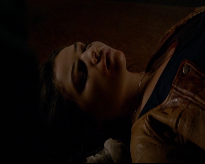 VampireDiariesWorld-dot-nl_TheOriginals_3x20WhereNothingStaysBuried0418.jpg