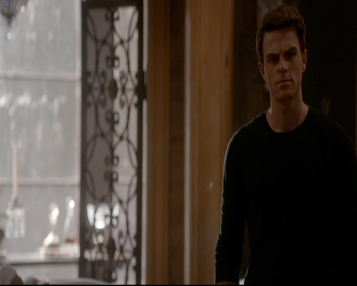 VampireDiariesWorld-dot-nl_TheOriginals_3x20WhereNothingStaysBuried0524.jpg