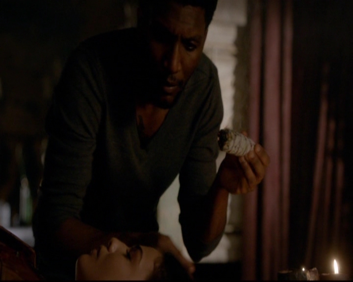 VampireDiariesWorld-dot-nl_TheOriginals_3x20WhereNothingStaysBuried0592.jpg