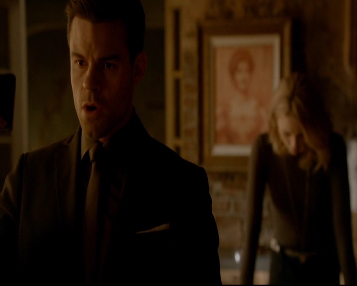 VampireDiariesWorld-dot-nl_TheOriginals_3x20WhereNothingStaysBuried1073.jpg