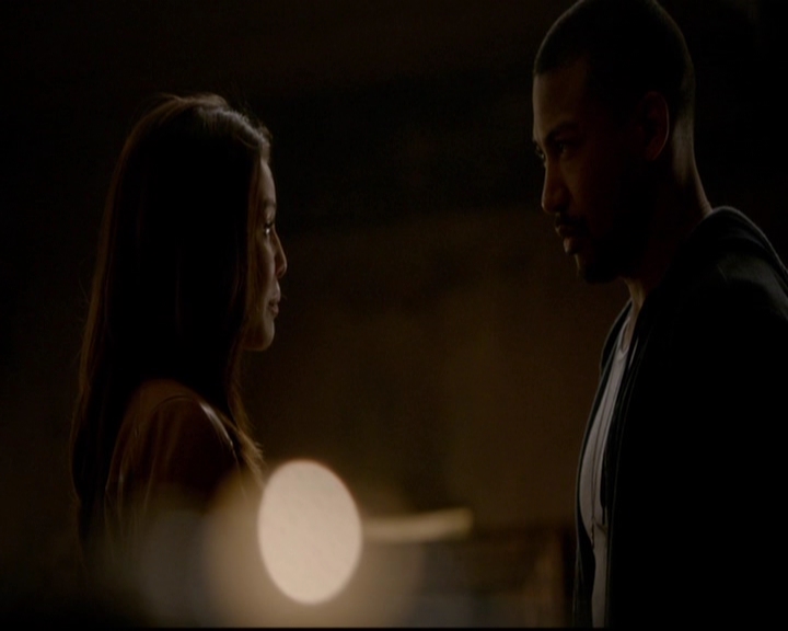 VampireDiariesWorld-dot-nl_TheOriginals_3x20WhereNothingStaysBuried1121.jpg