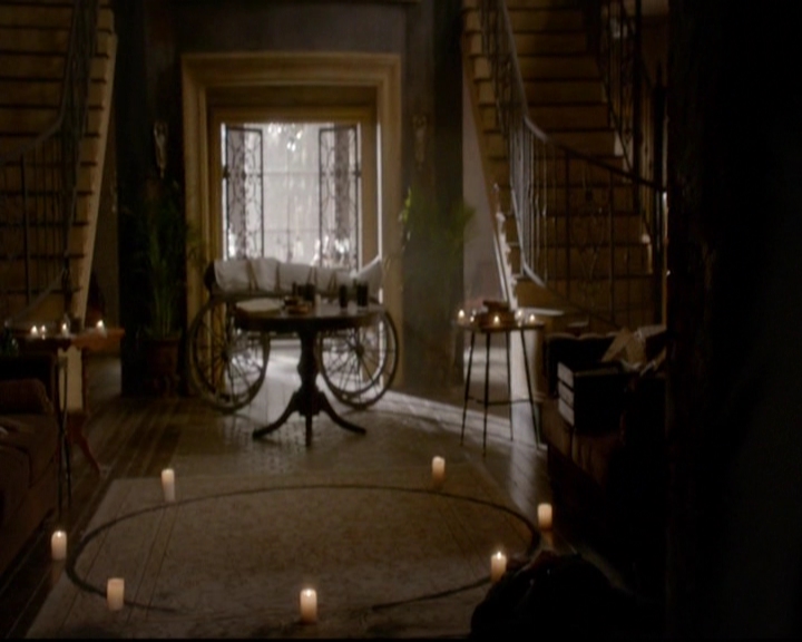 VampireDiariesWorld-dot-nl_TheOriginals_3x20WhereNothingStaysBuried1202.jpg