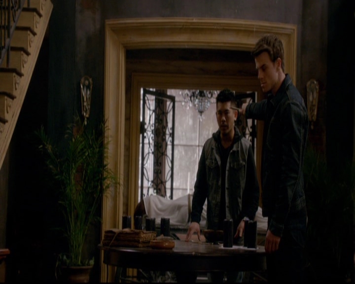 VampireDiariesWorld-dot-nl_TheOriginals_3x20WhereNothingStaysBuried1352.jpg