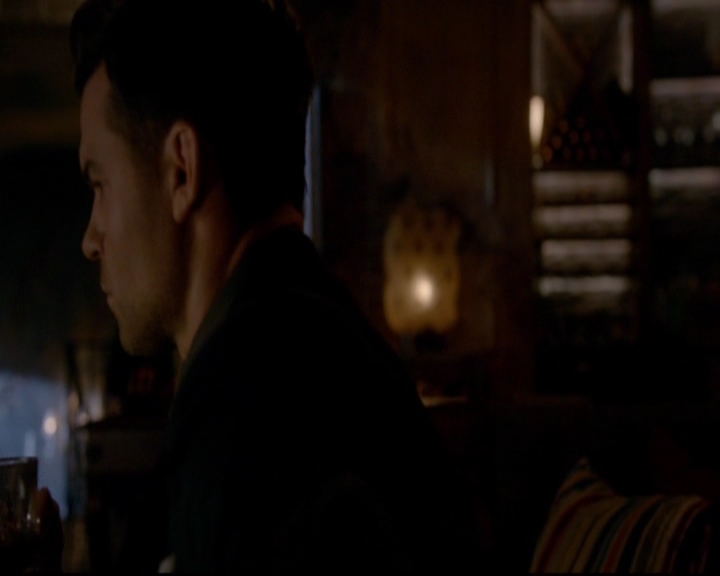 VampireDiariesWorld-dot-nl_TheOriginals_3x20WhereNothingStaysBuried2004.jpg