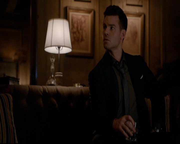 VampireDiariesWorld-dot-nl_TheOriginals_3x20WhereNothingStaysBuried2011.jpg