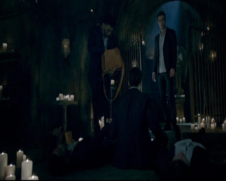 VampireDiariesWorld-dot-nl_TheOriginals_3x21GiveEmHellKid1547.jpg