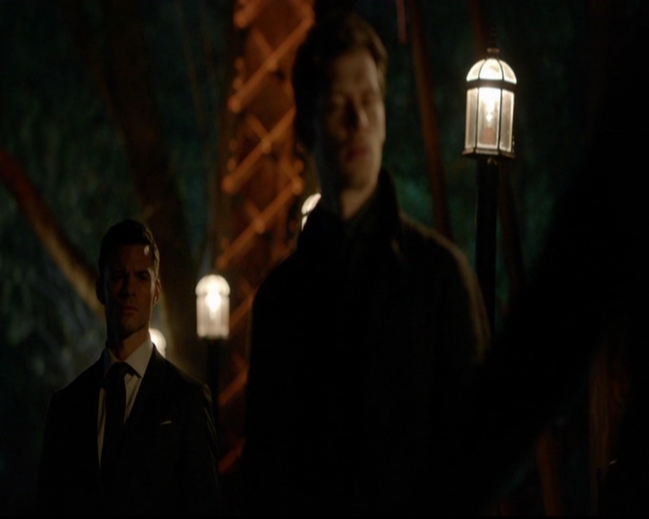 VampireDiariesWorld-dot-nl_TheOriginals_3x21GiveEmHellKid1601.jpg