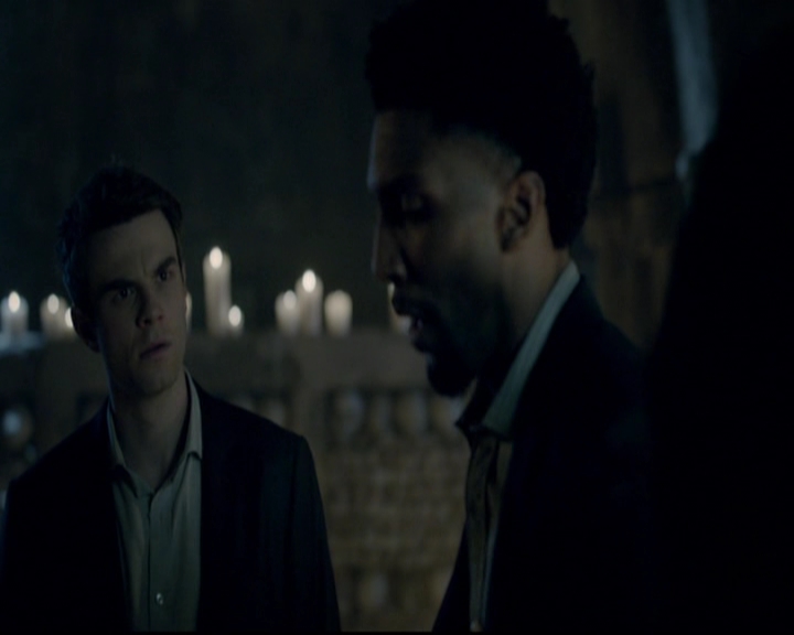 VampireDiariesWorld-dot-nl_TheOriginals_3x21GiveEmHellKid1816.jpg