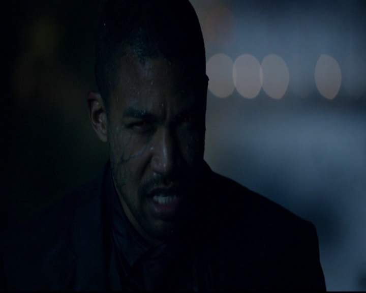 VampireDiariesWorld-dot-nl_TheOriginals_3x22TheBloodyCrown0048.jpg