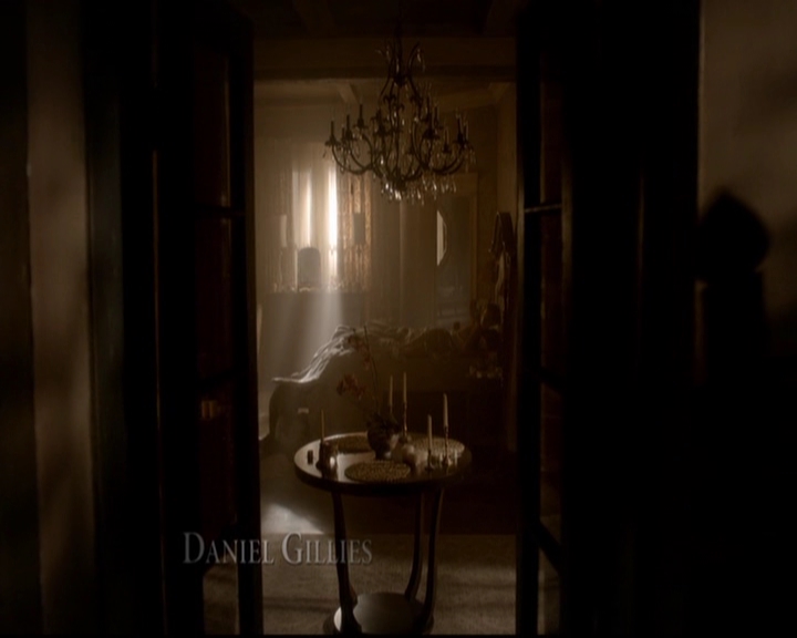 VampireDiariesWorld-dot-nl_TheOriginals_3x22TheBloodyCrown0062.jpg