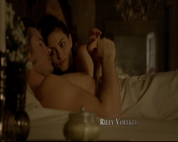 VampireDiariesWorld-dot-nl_TheOriginals_3x22TheBloodyCrown0081.jpg