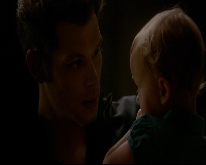 VampireDiariesWorld-dot-nl_TheOriginals_3x22TheBloodyCrown0135.jpg