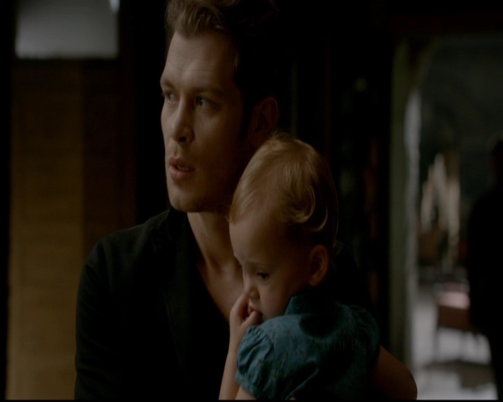 VampireDiariesWorld-dot-nl_TheOriginals_3x22TheBloodyCrown0138.jpg