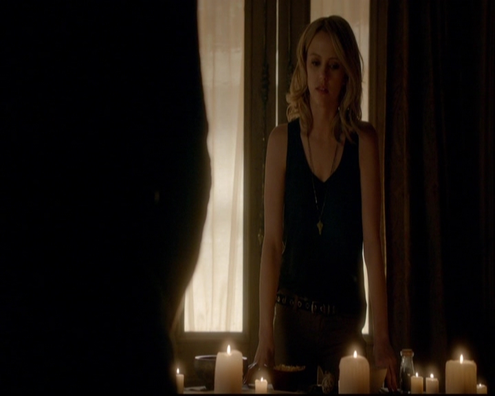 VampireDiariesWorld-dot-nl_TheOriginals_3x22TheBloodyCrown0188.jpg