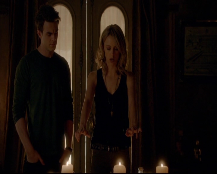 VampireDiariesWorld-dot-nl_TheOriginals_3x22TheBloodyCrown0210.jpg