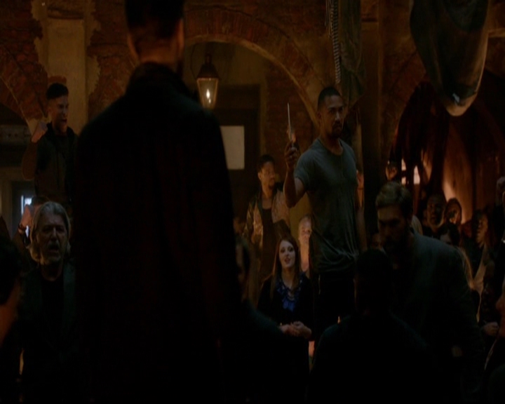 VampireDiariesWorld-dot-nl_TheOriginals_3x22TheBloodyCrown1886.jpg