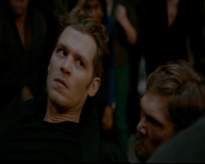 VampireDiariesWorld-dot-nl_TheOriginals_3x22TheBloodyCrown1893.jpg