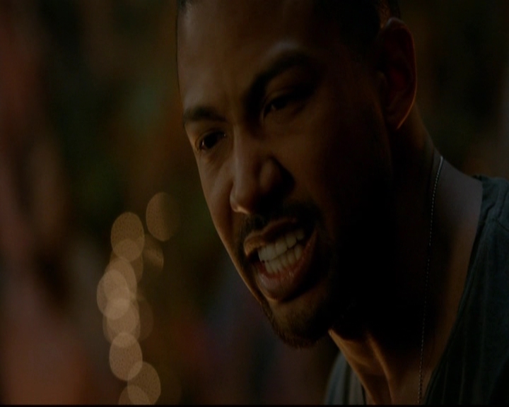 VampireDiariesWorld-dot-nl_TheOriginals_3x22TheBloodyCrown1898.jpg