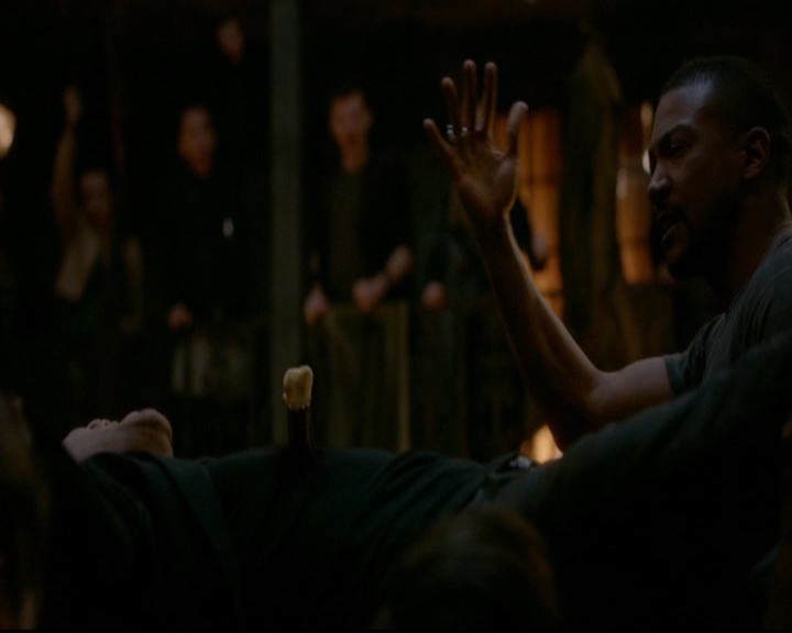 VampireDiariesWorld-dot-nl_TheOriginals_3x22TheBloodyCrown1908.jpg