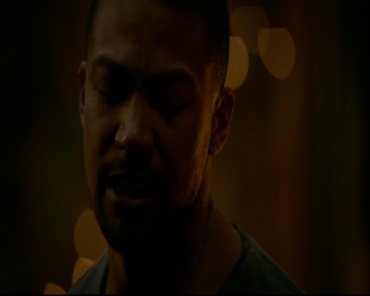 VampireDiariesWorld-dot-nl_TheOriginals_3x22TheBloodyCrown1913.jpg