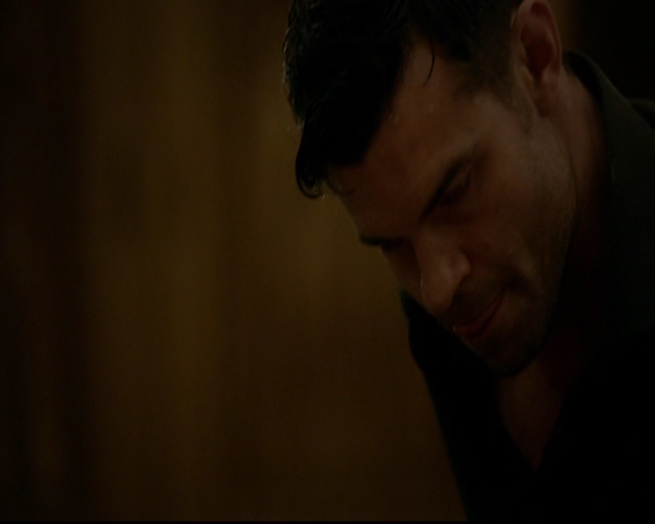 VampireDiariesWorld-dot-nl_TheOriginals_3x22TheBloodyCrown1930.jpg