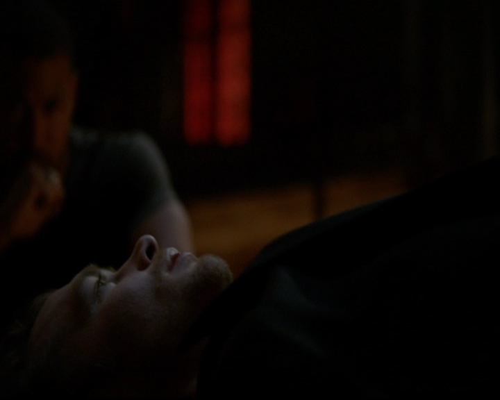 VampireDiariesWorld-dot-nl_TheOriginals_3x22TheBloodyCrown2216.jpg