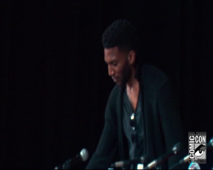 VampireDiariesWorld-dot-nl_TheOriginals_Season3-2015ComicConPanel0046.jpg