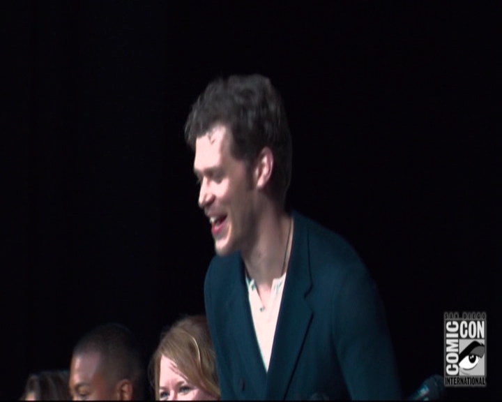 VampireDiariesWorld-dot-nl_TheOriginals_Season3-2015ComicConPanel0079.jpg