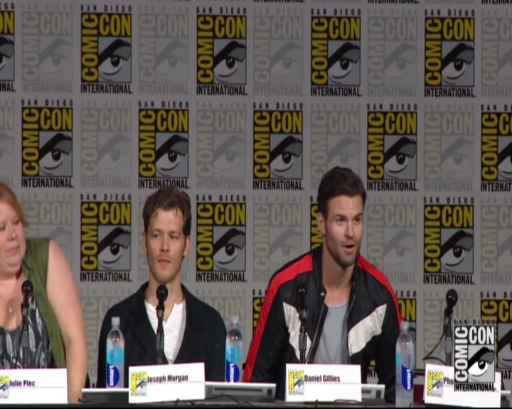 VampireDiariesWorld-dot-nl_TheOriginals_Season3-2015ComicConPanel0091.jpg