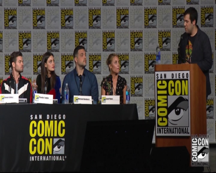 VampireDiariesWorld-dot-nl_TheOriginals_Season3-2015ComicConPanel0115.jpg