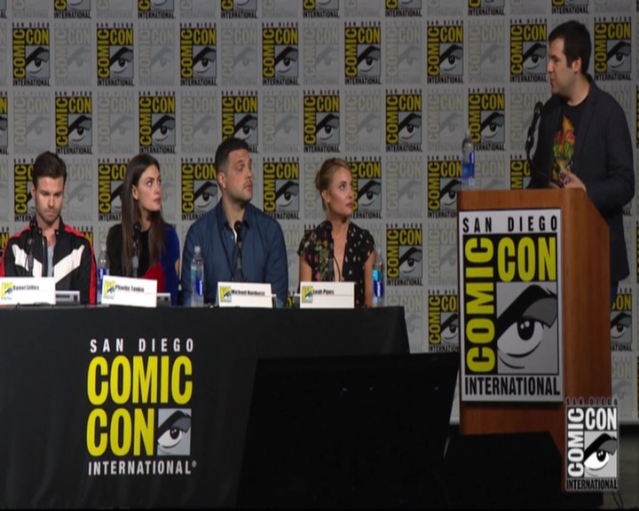 VampireDiariesWorld-dot-nl_TheOriginals_Season3-2015ComicConPanel0118.jpg