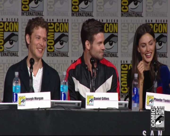 VampireDiariesWorld-dot-nl_TheOriginals_Season3-2015ComicConPanel0143.jpg