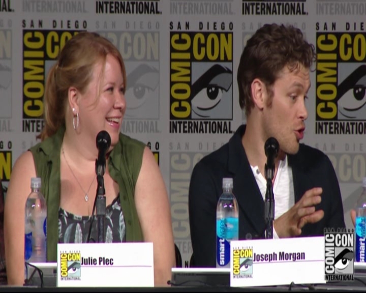 VampireDiariesWorld-dot-nl_TheOriginals_Season3-2015ComicConPanel0175.jpg