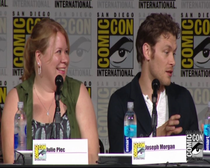 VampireDiariesWorld-dot-nl_TheOriginals_Season3-2015ComicConPanel0176.jpg